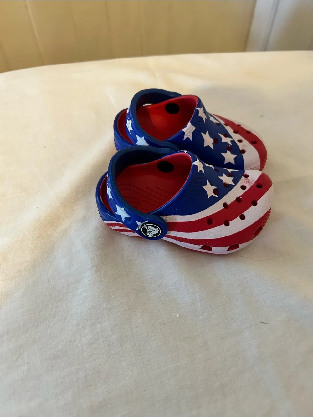 Crocs Classic American Flag Clogs Toddler Unisex Size C 4/Patriotic Toddler!